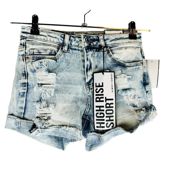 New Almost Famous Womans Sz 0 Hi Rise Short Raw Hem Denim Distressed NWT - Picture 1 of 7